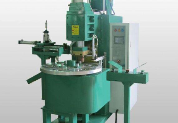 使用點焊機的標準順序是什么？